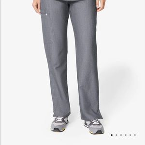 FIGS Cade Cargo Scrub Pants Graphite XS Petite
